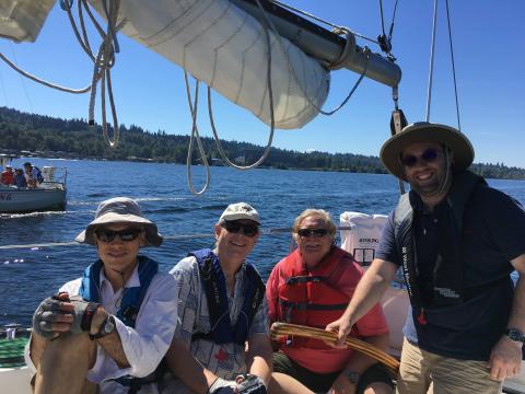 Cruise to Leschi or Kirkland for Lunch